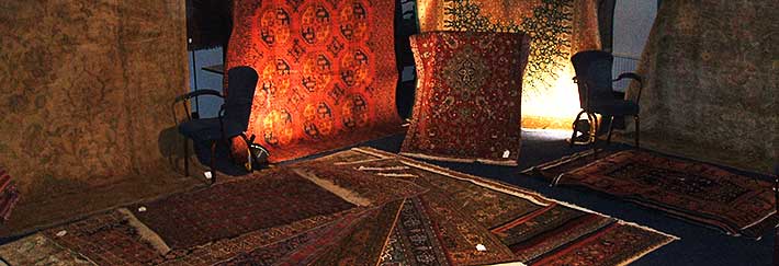 bickenstaff & knowles direct-to-the-public oriental carpet sale setup